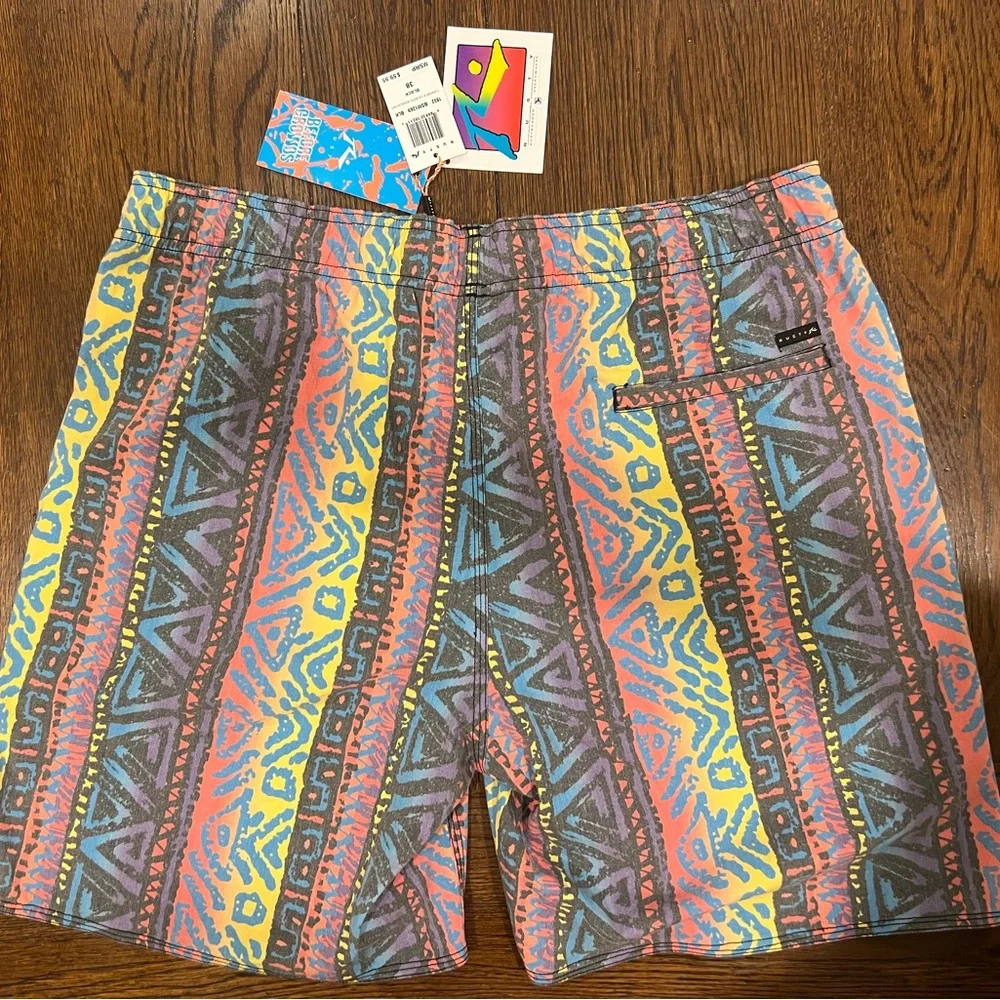 Rusty Flashback 2 Boardshort with Elastic Waistband. - Picture 2 of 3
